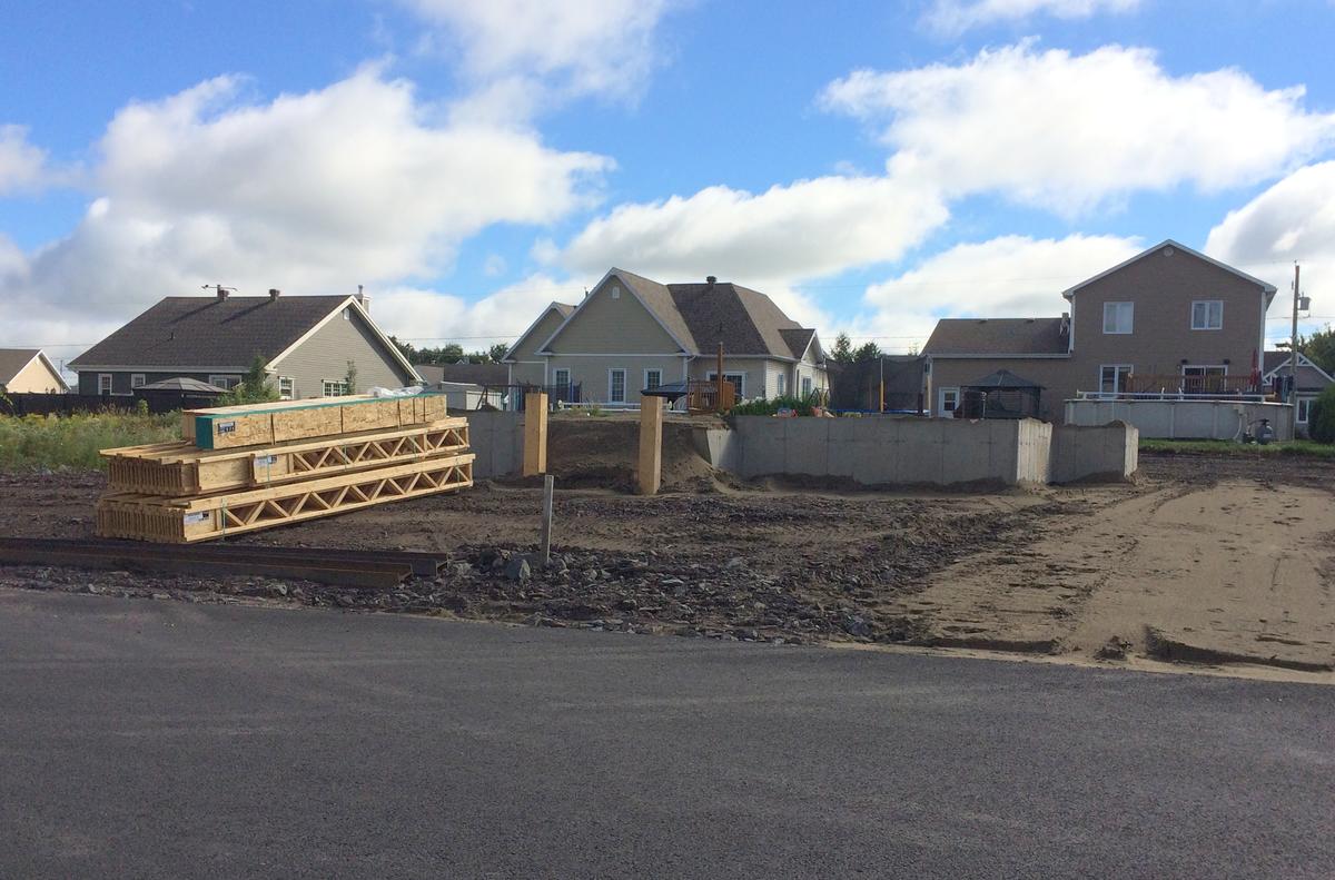 Construction un peu plus de 700 000 investis à Princeville en août