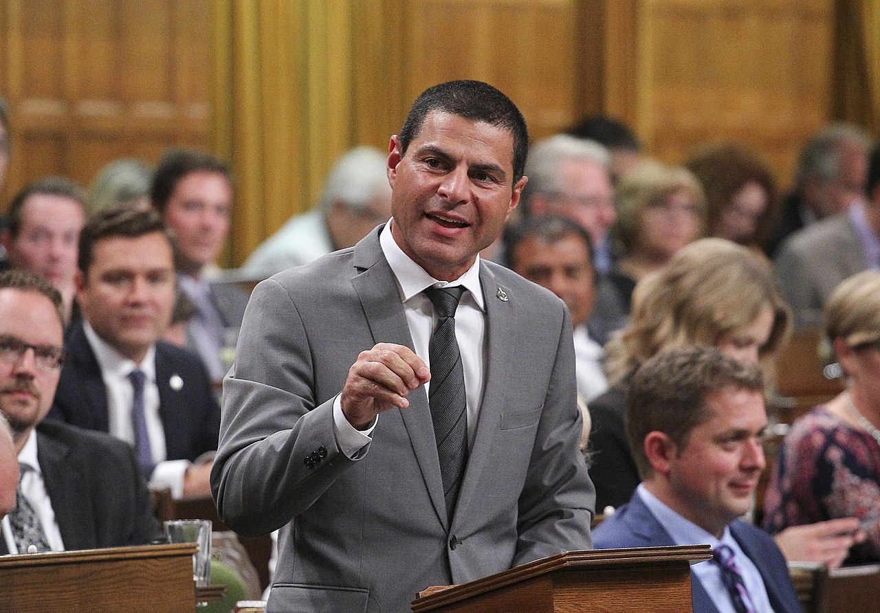 Alain Rayes espère le retour du ministre du Développement économique ...