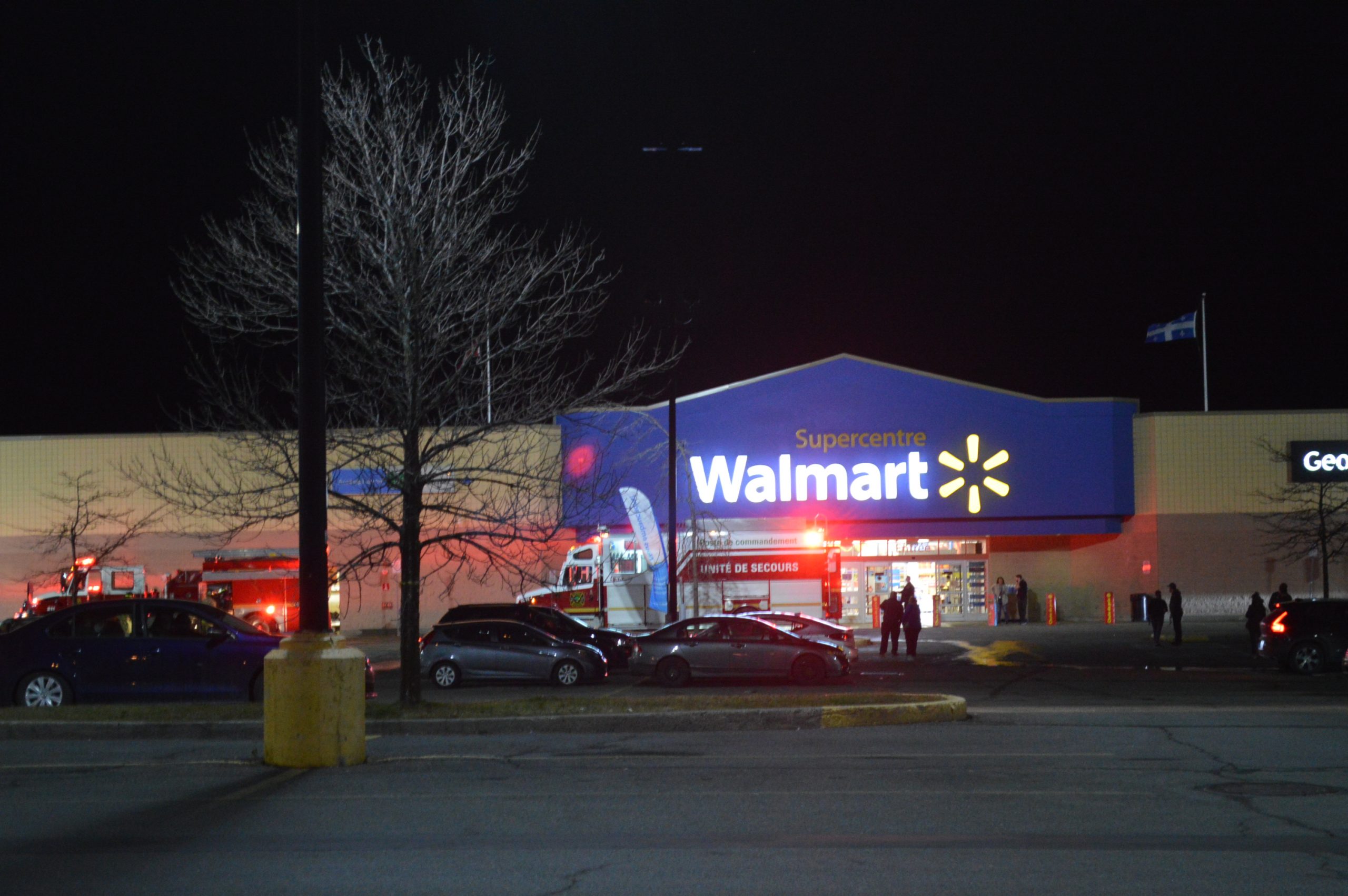 Le Walmart évacué en début de soirée La Nouvelle Union et L’Avenir de