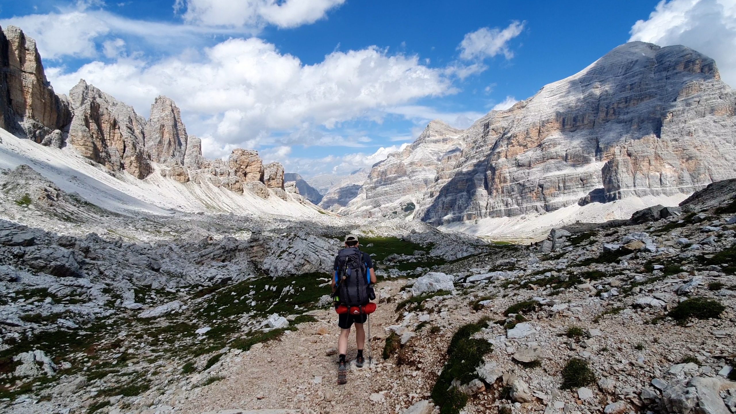 film trek dans les alpes