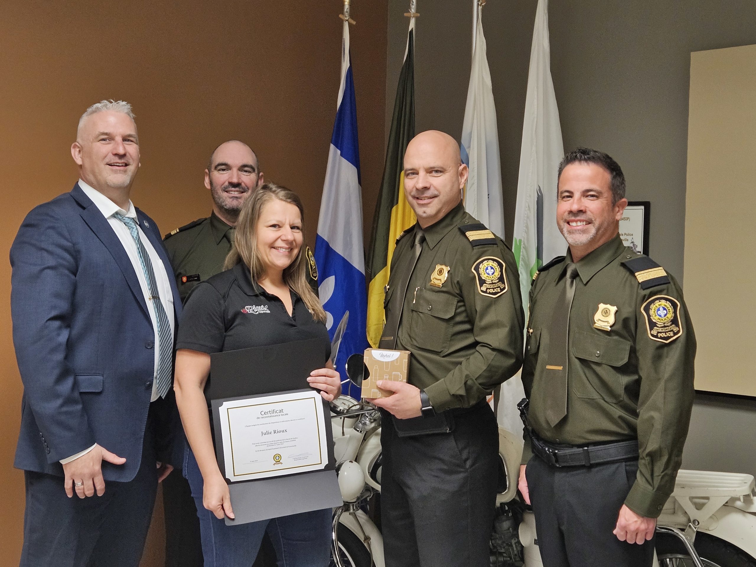 La vigilance de deux citoyens lors d'une Alerte Amber soulignée par la