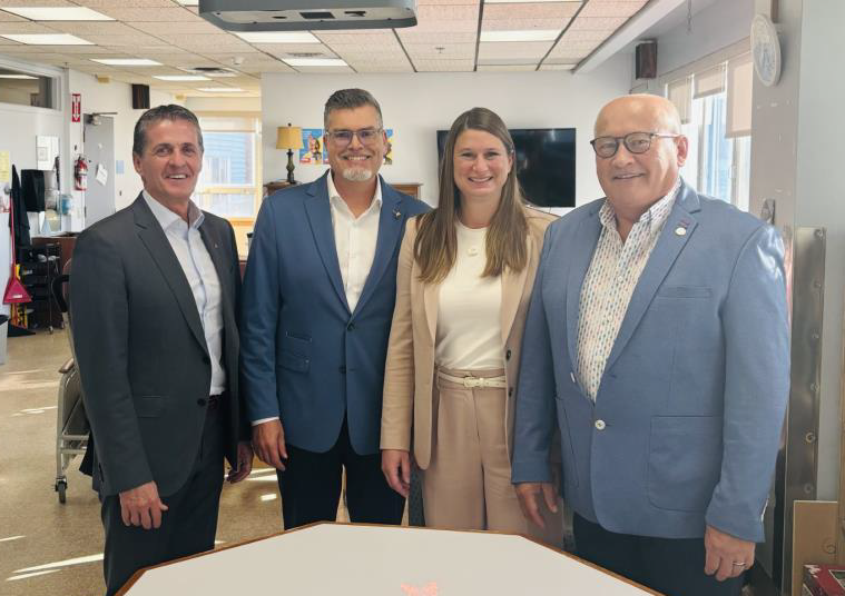 Lessard Pascal Groupe RDL donne 25 000 $ pour l'unité de gériatrie de l'Hôtel-Dieu d ...