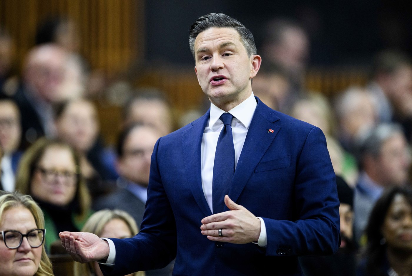 Poilievre promet de coopérer avec Carney alors que le Parlement reprend ses travaux - La Nouvelle Union et LAvenir de l  Érable