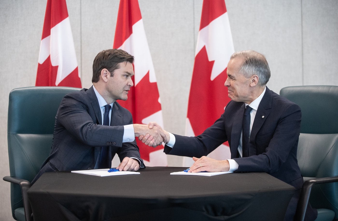 Un troisième conservateur , Matt Jeneroux , traverse chez les libéraux - La Nouvelle Union et LAvenir de l Érable